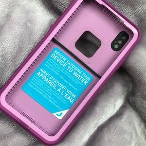 iPhone XS Max Lifeproof Case